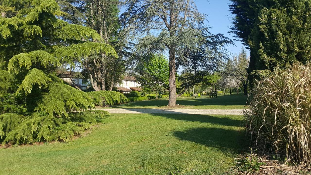 Domaine De La Brette Villa Condom Bagian luar foto